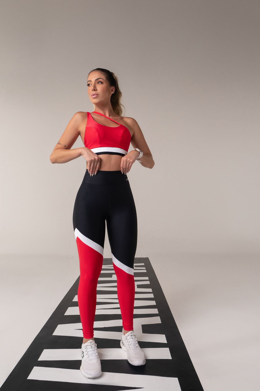 Charm Lift Red Top